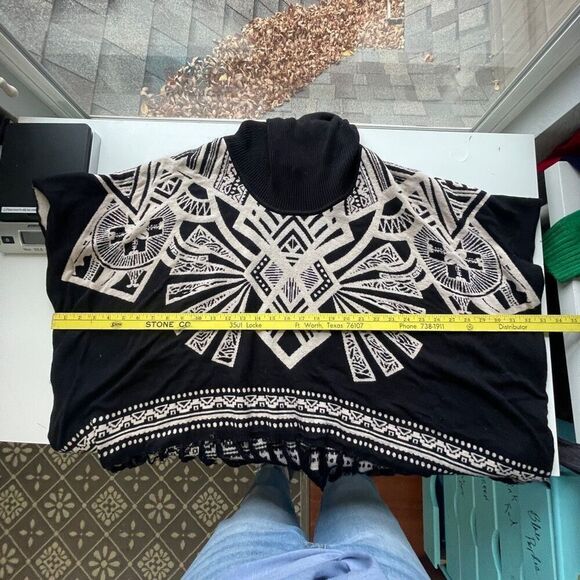 Flying Tomato Cream and Black "Poncho" Turtle Neck Sweater, Small - Picture 5 of 9